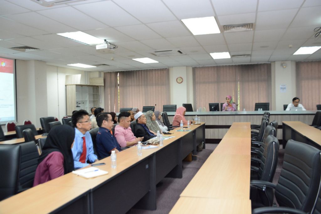 Lawatan Benchmarking UMS